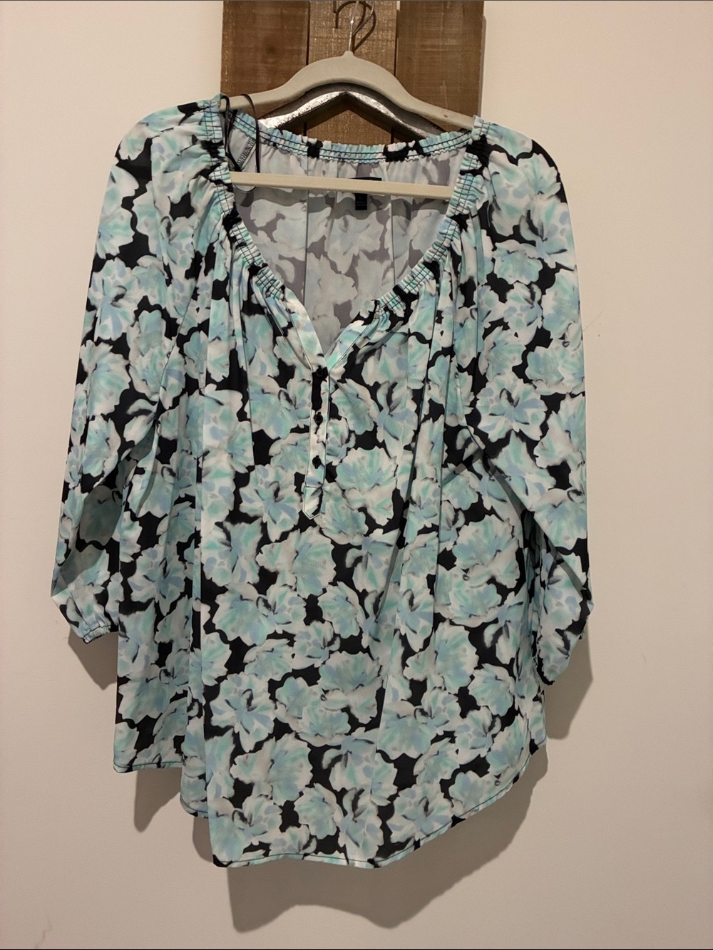 Apt. 9 Mint Floral Peasant Blouse on Black